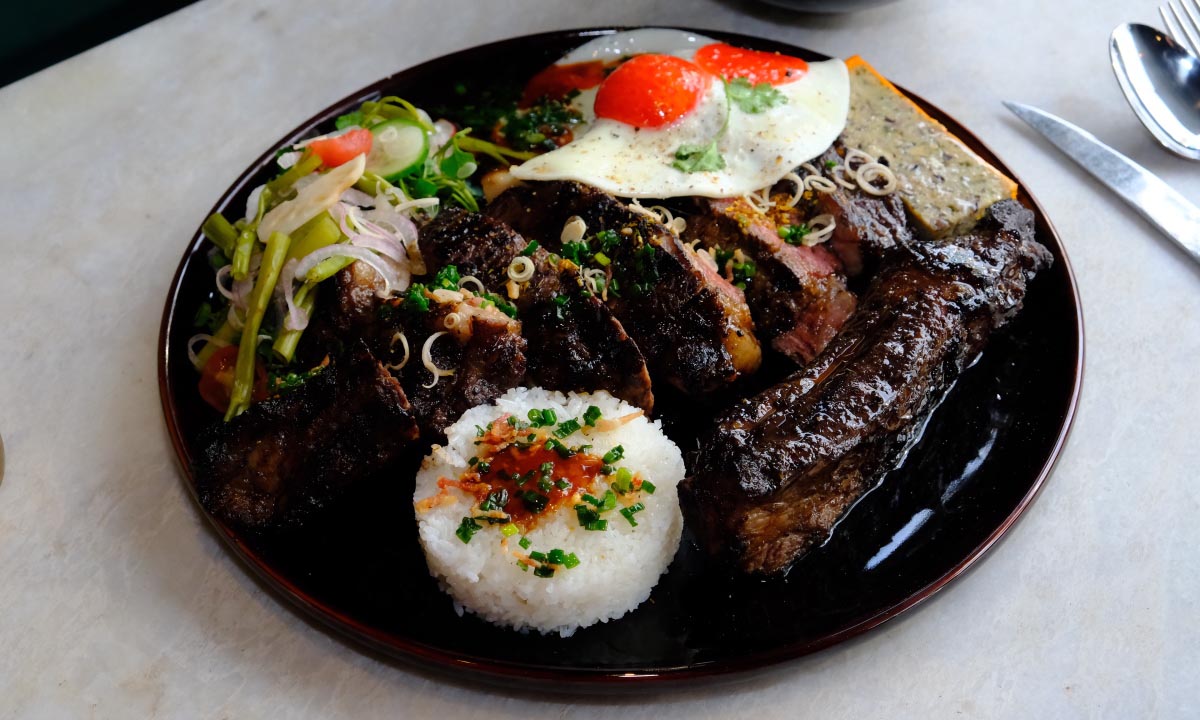 A 2.5 Million VND Broken Rice Dish in Ho Chi Minh City